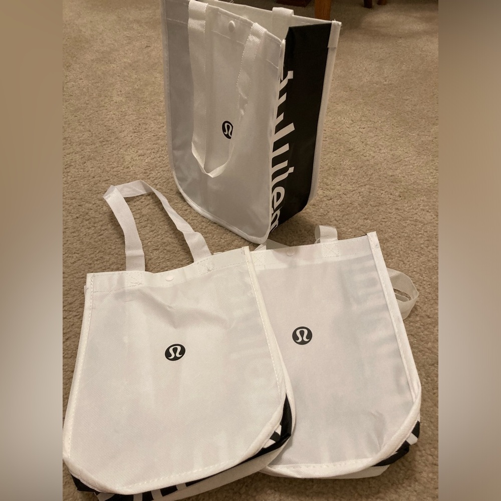 🍋 NEW!!! LULULEMON SMALL TOTE BAGS -
Qty 3